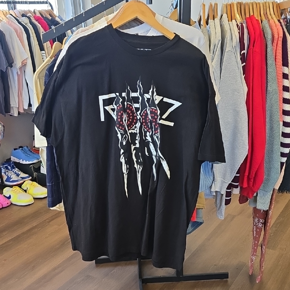 Men's Black Graphic Tee